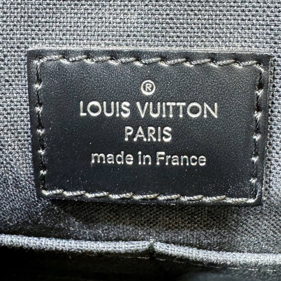 Authentic Louis Vuitton Damier Graphite District PM Messenger Bag - Picture 10 of 12